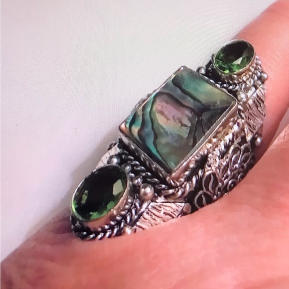 Abalone Peridot 925 Sterling Silver Ring - Picture 2 of 2